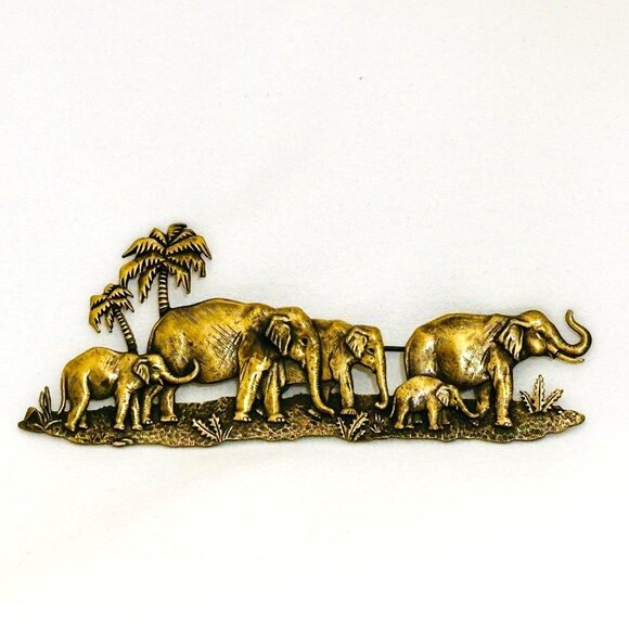 Vintage JJ (Jonette Jewelry) Brass Tone Jungle Elephant Scene - 4.25" x 1.75" - Picture 1 of 5